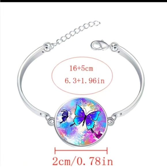 🆕❗️ Creative Cute Butterfly Round Pendant Necklace & Bracelet & Earrings Set - Picture 2 of 6